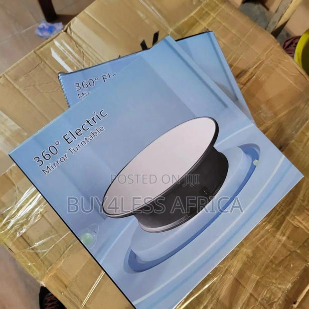 Chargeable 360 Degree Rotating Turntable · Photo 2