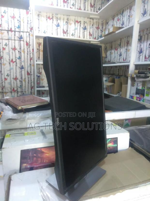 Dell Monitor 24 Inches photo 4