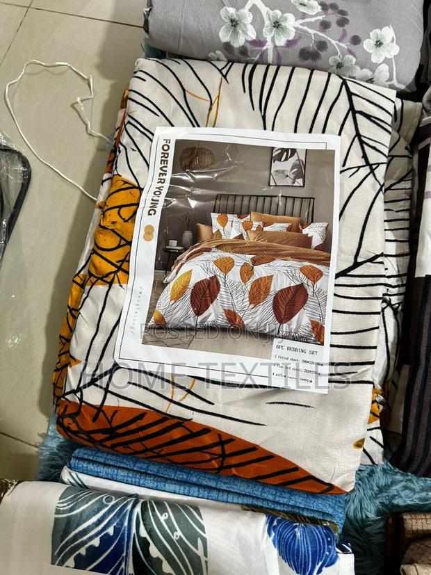 2 Bedsheets 4 Pillowcases Package for King Size · Photo 2