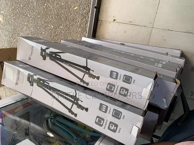 3520 Phone and Camera Tripod · Photo 2