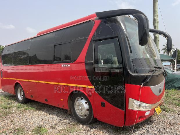 Yutong ZK6708DH 2009 Red