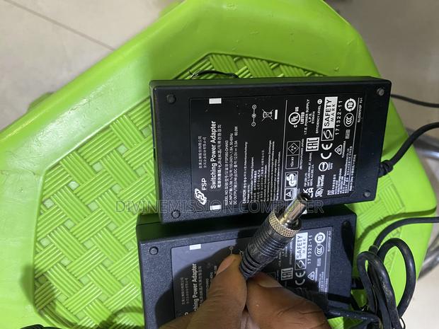 12v 5a Adapter/Charger 60w Uk Standard photo 2