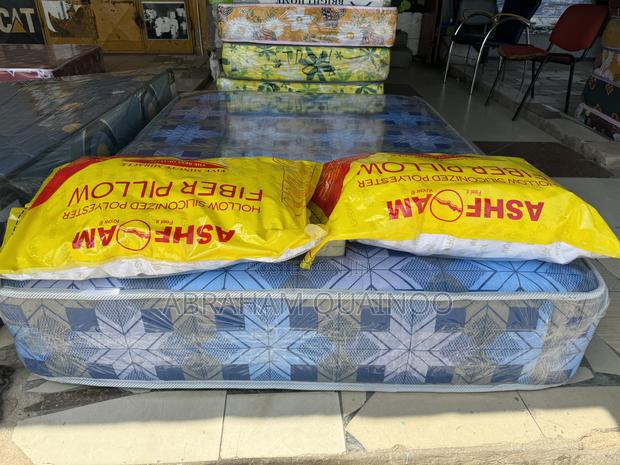 11inches Super High Density Mattress for Sale · Photo 2