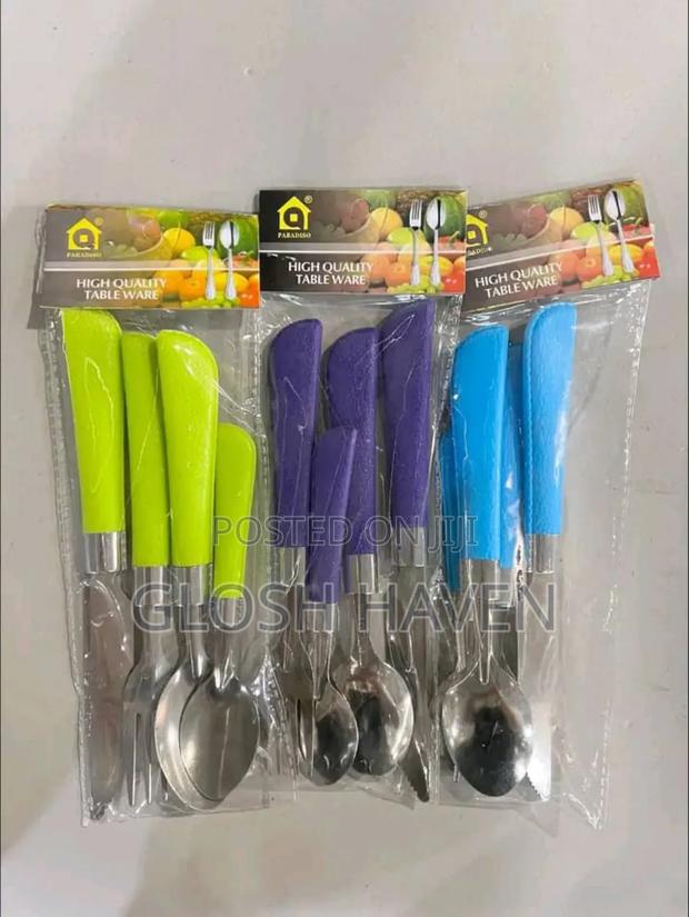 4pcs Cutlery Set · Photo 4