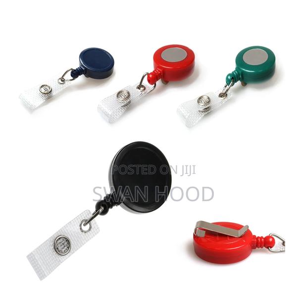 Id Card Holder / Retractable · Photo 4