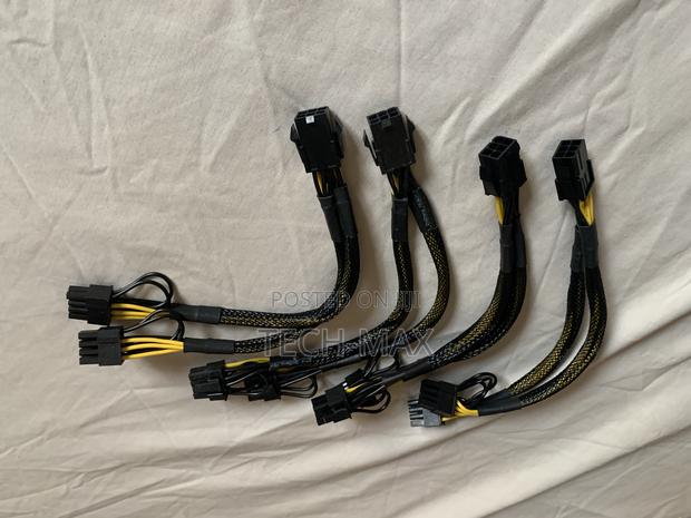 Gpu Power Splitter · Photo 1