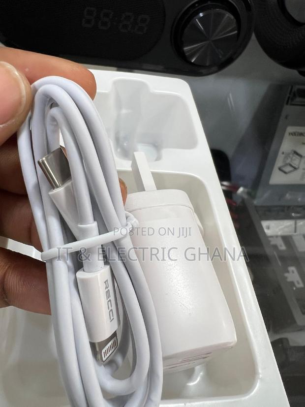 Phone Charger Set photo 4