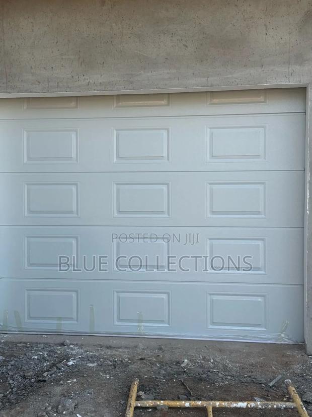 Smart Garage Door · Photo 4