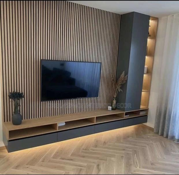 Stylish Tv Unit With Fluted Panels Side Shelf – Elegant · Photo 2