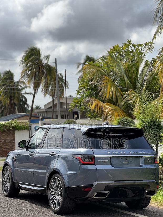 Land Rover Range Rover Sport Supercharged 2018 Blue