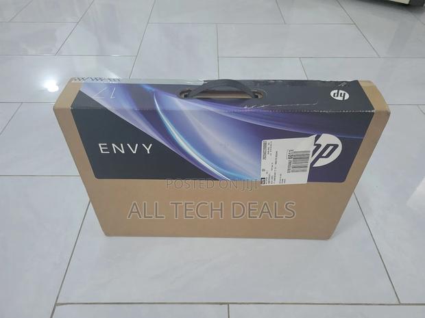 New Laptop HP Envy 17 16GB Intel Core Ultra 7 SSD 1T · Photo 4