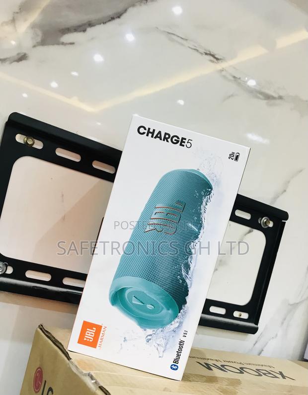 Get Good JBL Bluetooth Charge 5 Wireless Audio Speaker · Photo 1