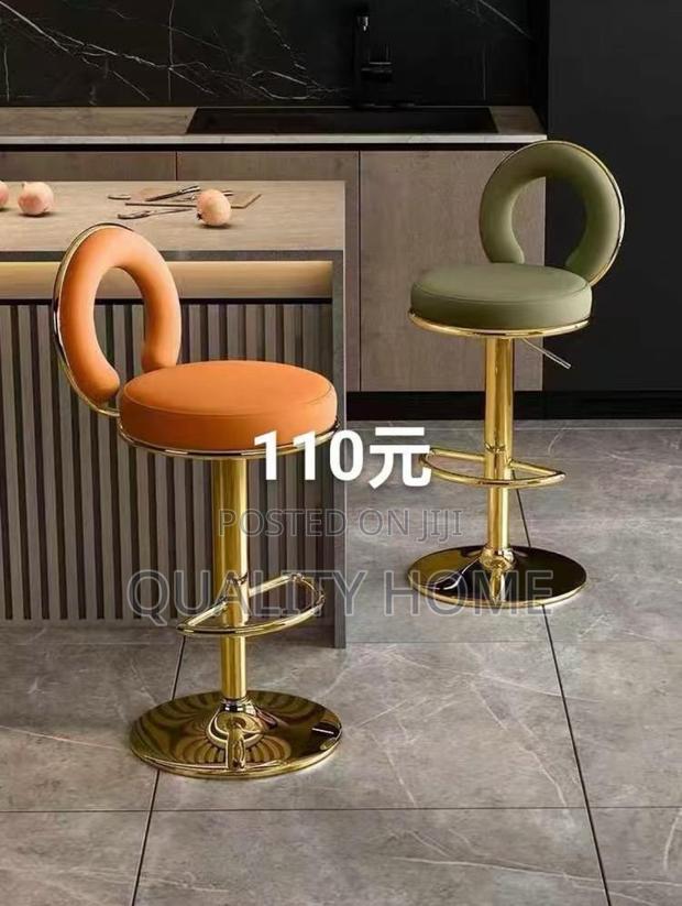 Bar Chairs · Photo 2