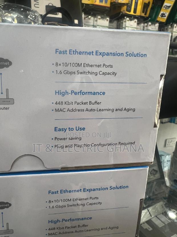 8 Port Network Switch photo 2