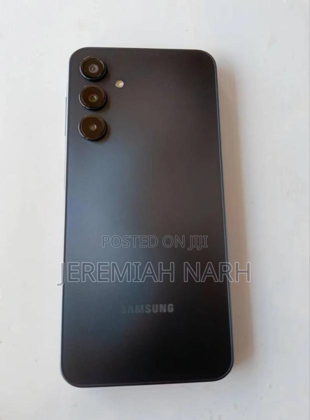 New Samsung Galaxy A16 5G 128 GB Black photo 2