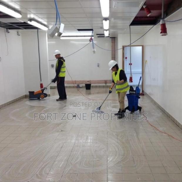 Your Cleaners · Photo 3