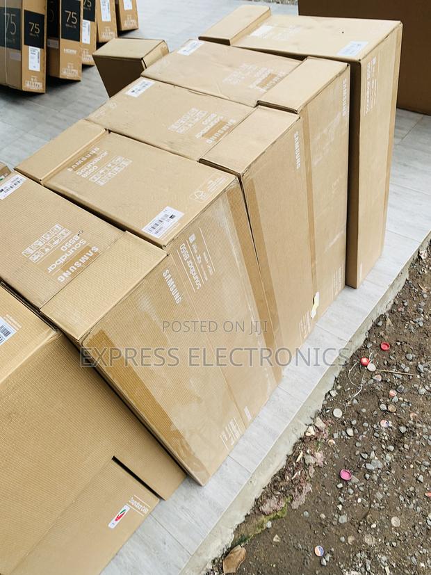B550 410w Samsung Soundbar ____ · Photo 1
