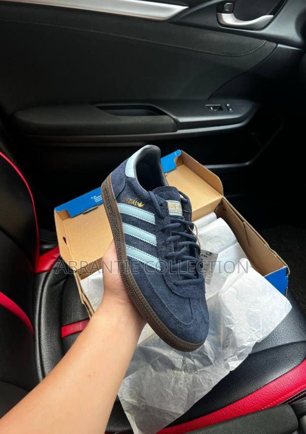 Adidas Spezial Navy Blue · Photo 4