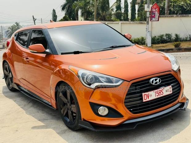 Hyundai Veloster 2015 Orange