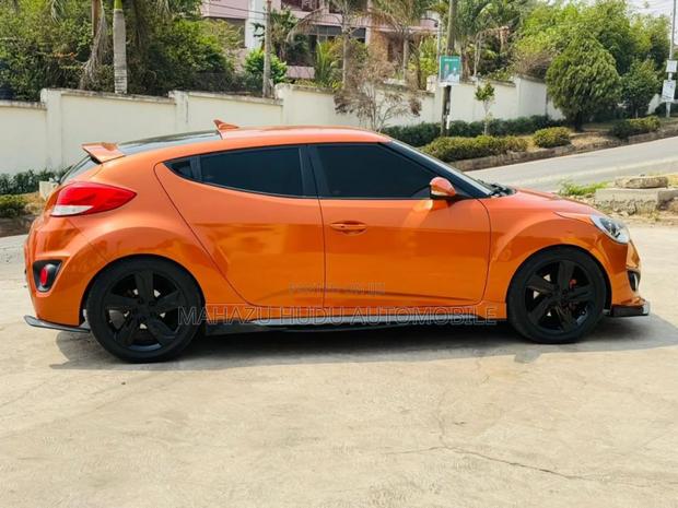 Hyundai Veloster 2015 Orange