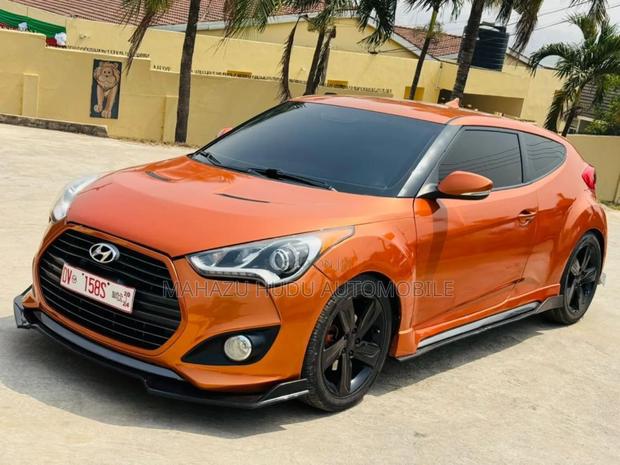 Hyundai Veloster 2015 Orange