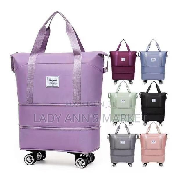 Waterproof Traveling Bag With Wheels · Photo 2