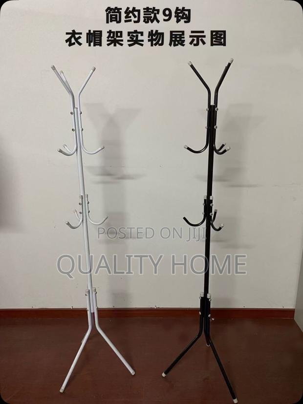 Coat/Bag Rack · Photo 4