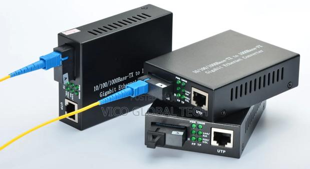Fiber Media Converter Gigabit 10/100/1000 · Photo 1