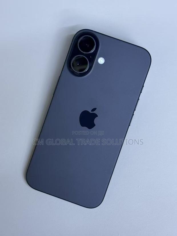 New Apple iPhone 16 256 GB Blue photo 2