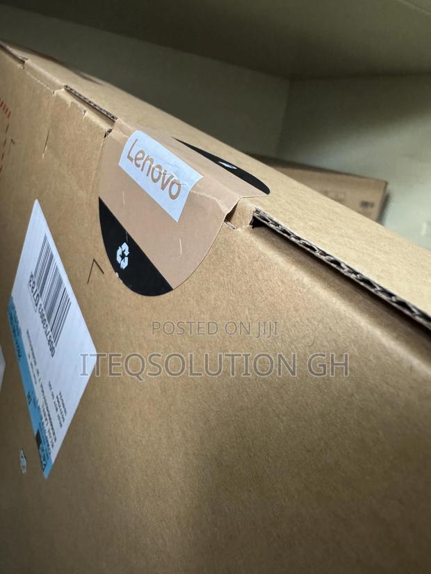 New Laptop Lenovo Yoga 7i 8GB AMD Ryzen 5 SSD 512GB photo 3