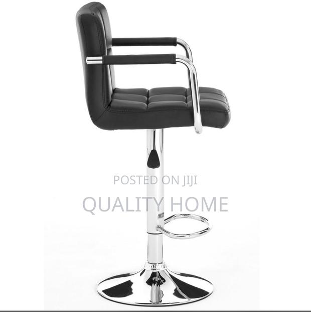 Bar Chair. · Photo 4