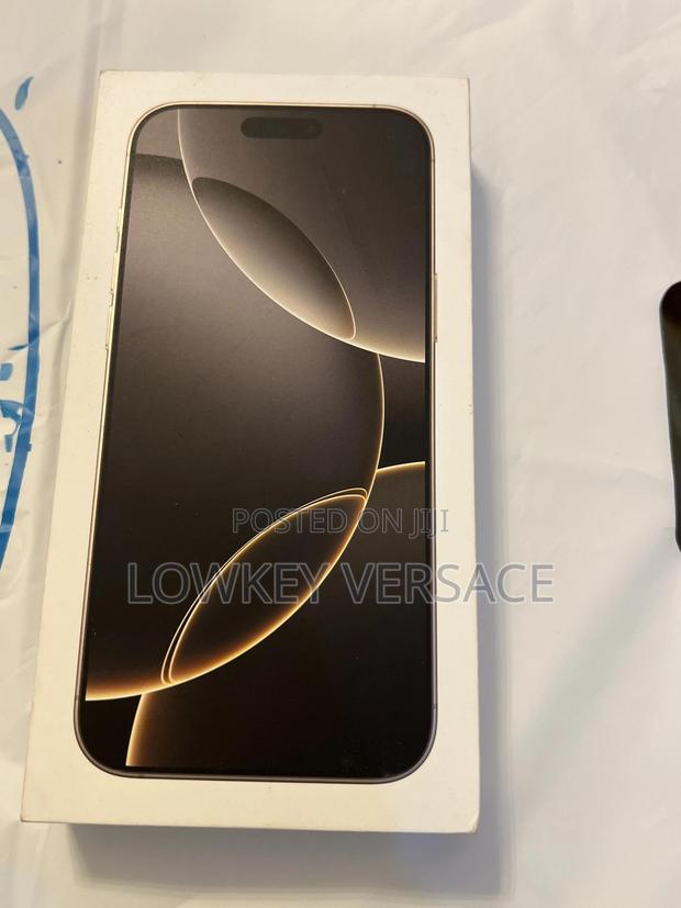 New Apple iPhone 16 Pro Max 256 GB Black photo 3