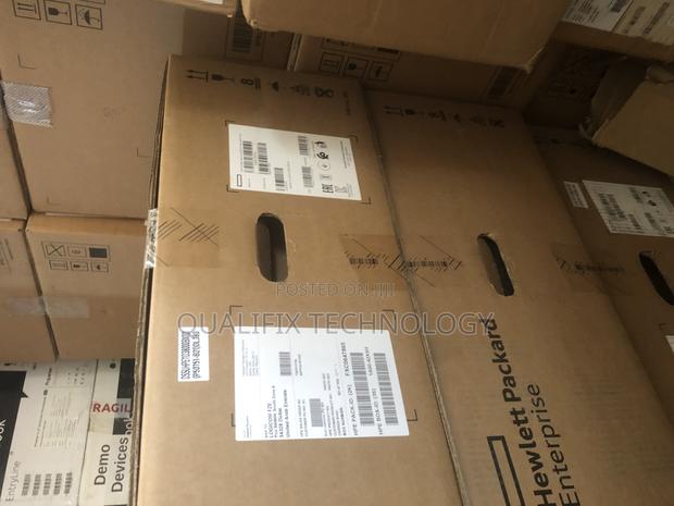New Server HP ProLiant DL380 Gen10 32GB Intel Xeon HDD 1T · Photo 1