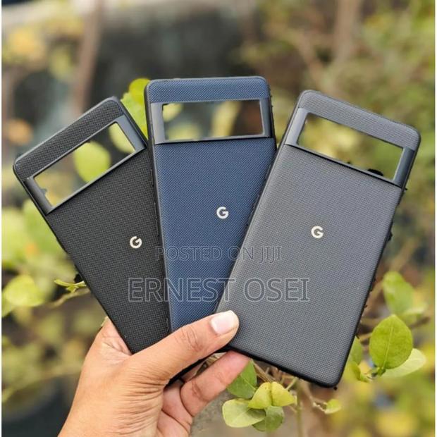 Carbon Fiber Cases for Pixel 5,5a,6,6a,6 Pro, 7, 7a, 7pro,9 · Photo 4