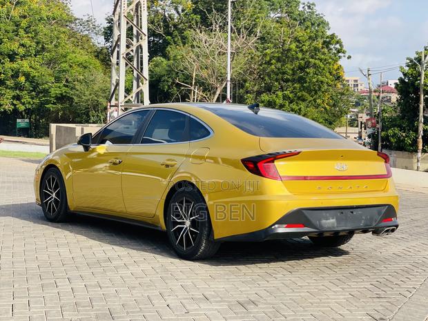 Hyundai Sonata Limited 2022 Gold