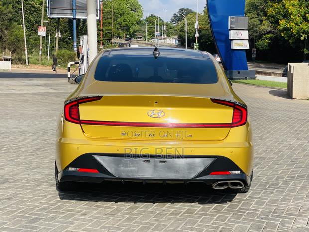 Hyundai Sonata Limited 2022 Gold