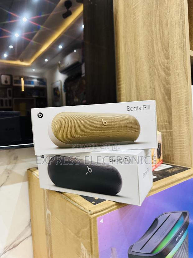 Portable Beats by Dr. Dre Pill Wireless Bluetooth Speaker · Photo 1