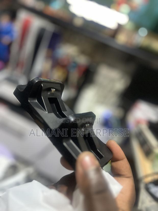 Ps4 Controller Charging Dock photo 2