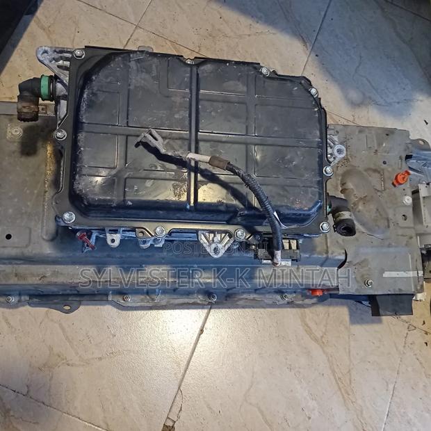 Prius G3 Battery and Inverter photo 2