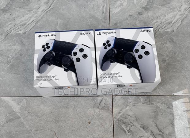 Duel Edge Ps5 Controller photo 2