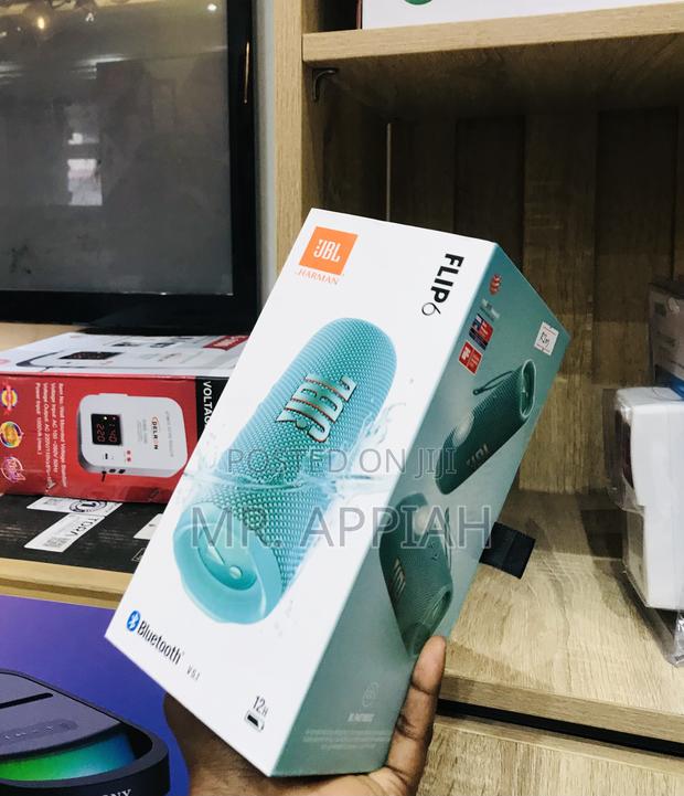 Unique in Box JBL Flip 6 Wireless Speaker,Turquoise Green. · Photo 1