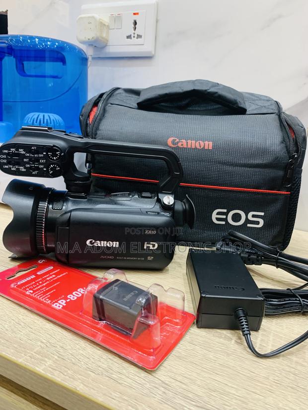 Canon Xa10 Video Camcorder · Photo 2
