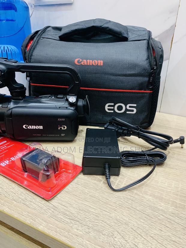 Check Out the Sleek Canon Xa20 Video Camera for Livestream · Photo 2