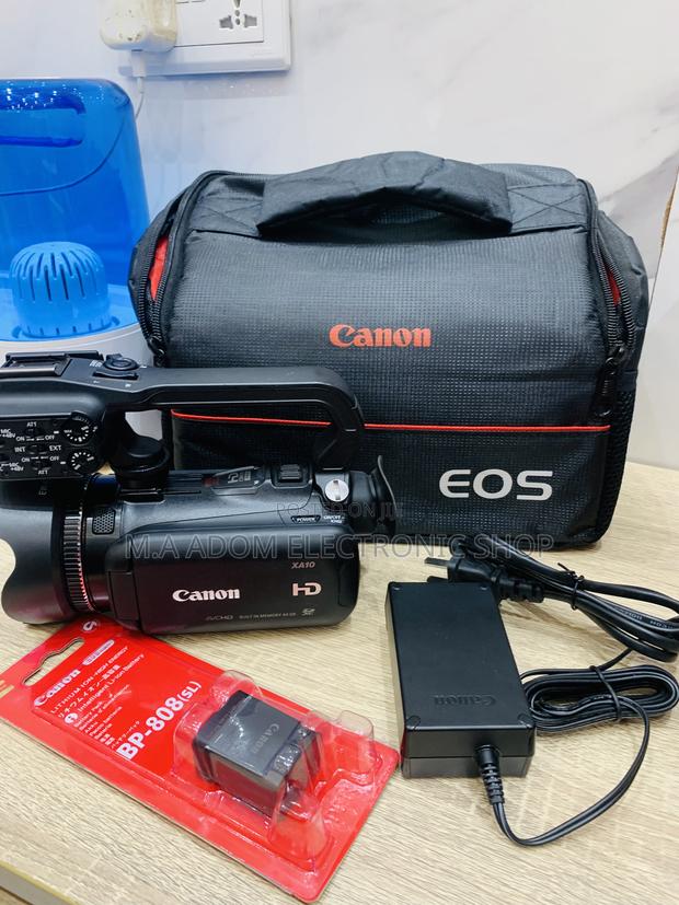 With All Accessories Canon Xa20 Camera for Church Programs · Photo 4