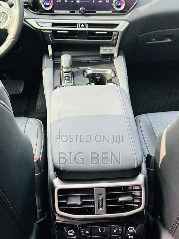 Lexus RX 350 2024 White