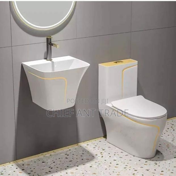 Toilet Seat Wc With Basin Gw06 · Photo 3