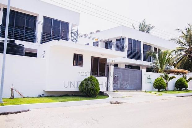 Furnished 3bdrm House in Airport Residential Area for rent · Photo 2