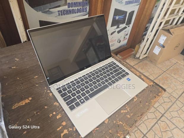 Laptop HP EliteBook X360 1040 G9 16GB Intel Core I7 SSD 512GB · Photo 4