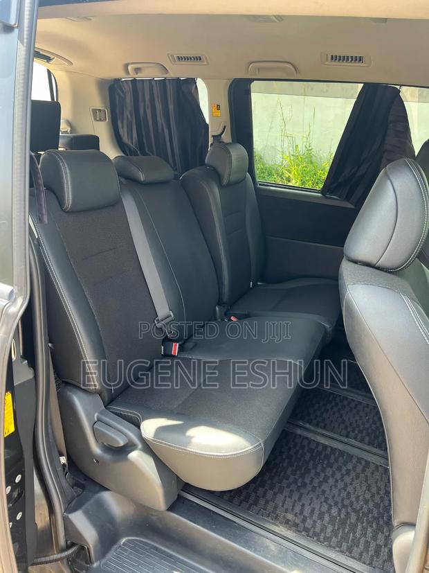 Toyota Voxy 2013 Black