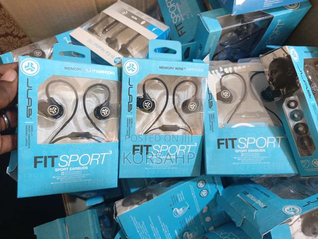 Original Jlab Wired Headphones · Photo 4
